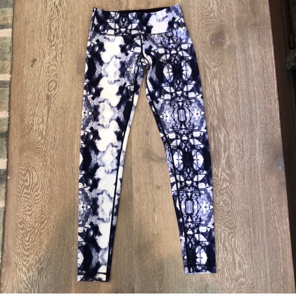 Lululemon🍋 ink blot leggings